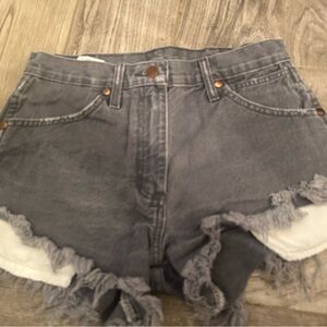 WRANGLER® WOMEN'S REWORKED CUT-OFF DENIM SHORT WBS01GY